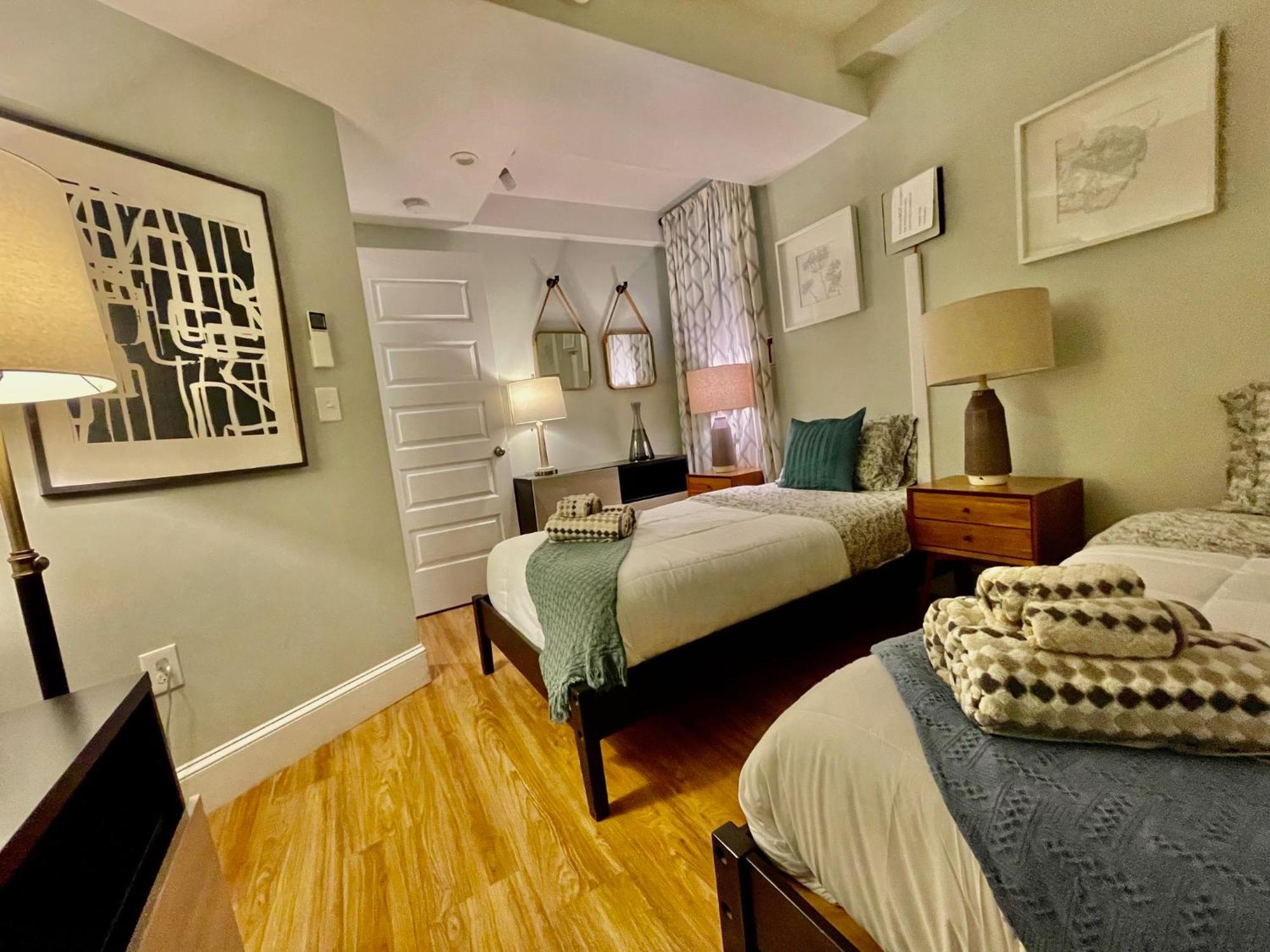 Beautiful 3Br 3Ba Duplex Parking Best Location 波士顿 外观 照片